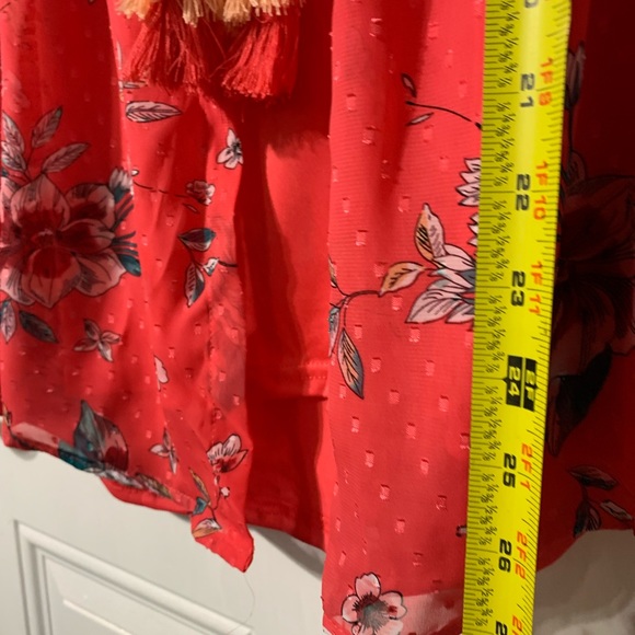 Time and Tru  blouse. - Picture 6 of 8